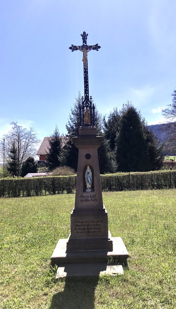 Kříž Josefa a Genovefy Matzner z r. 1904, Martínkovice