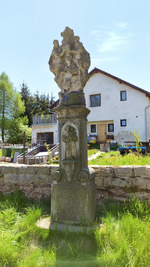 Sousoší Nejsvětější Trojice - Korunování Panny Marie, Křinice