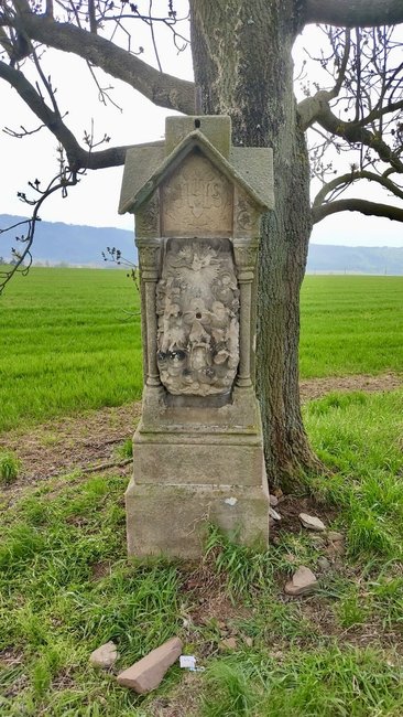 Kříž A. T. Weinsera z r. 1890, Křinice